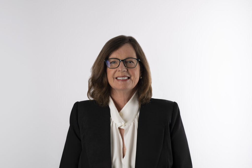 Glenda Nixon Partner | Accru Felsers