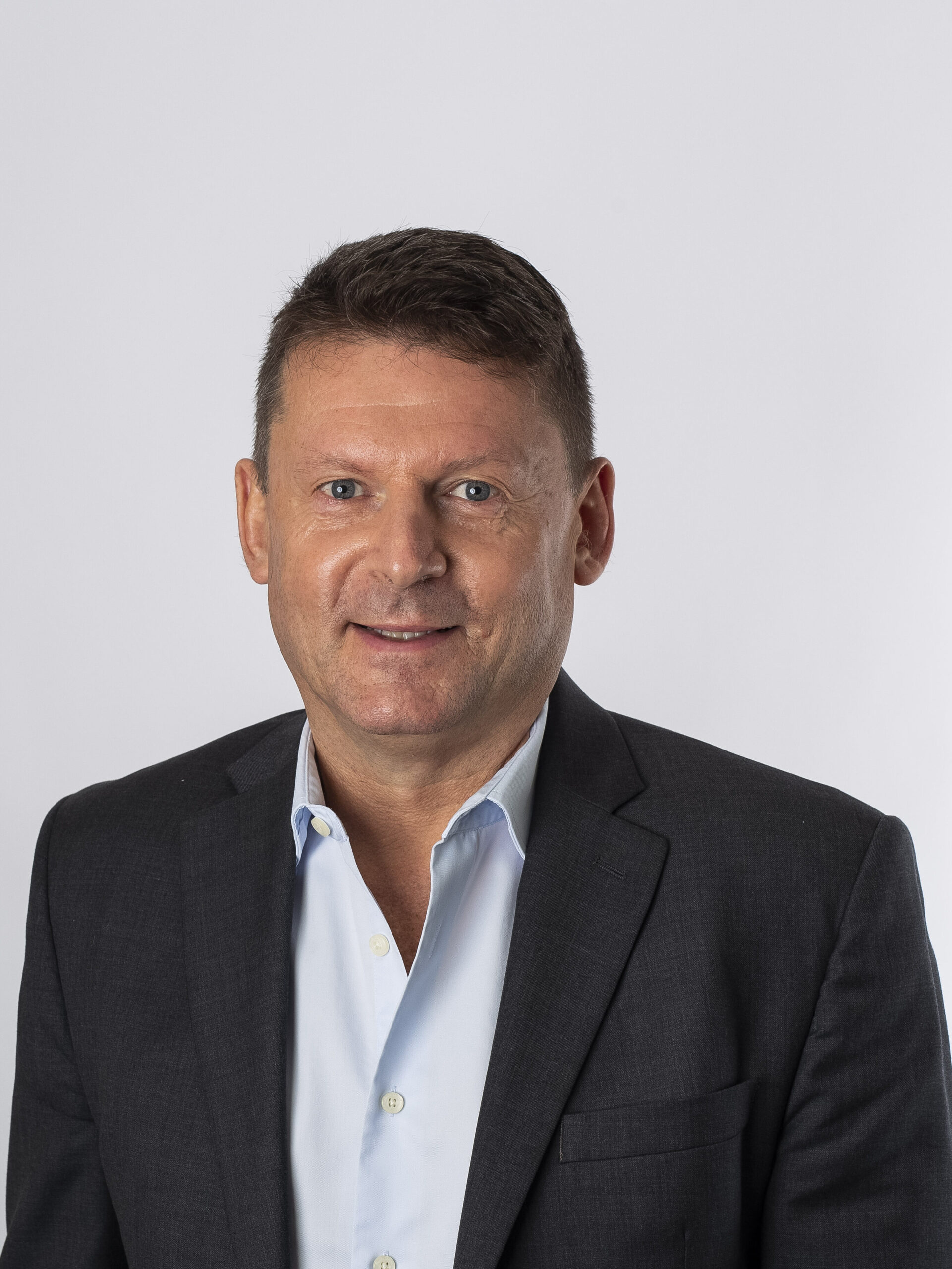 Greg Newbury | Accru Felsers